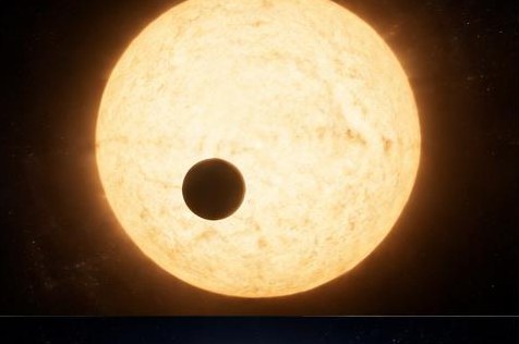 Wie entdeckt man Exoplaneten, die im Sternenlicht verschwinden?